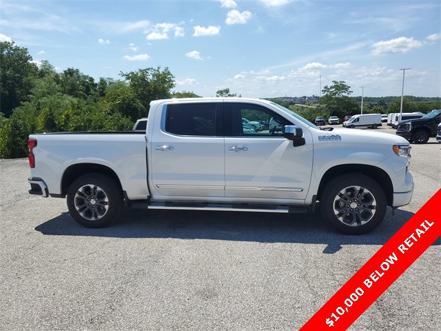 Used 2024 Chevrolet Silverado 1500 High Country image 3