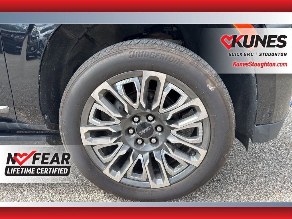 Used 2023 GMC Yukon XL Denali Ultimate image 15