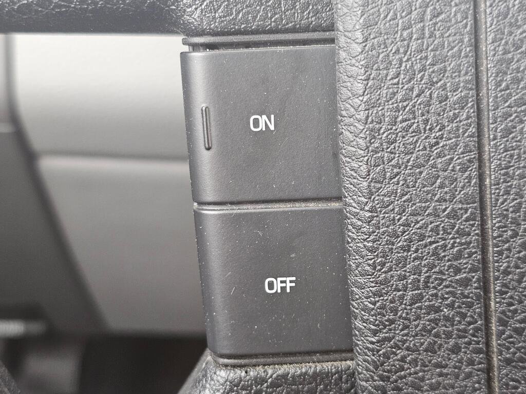Used 2006 Ford F150 XL RWD image 25