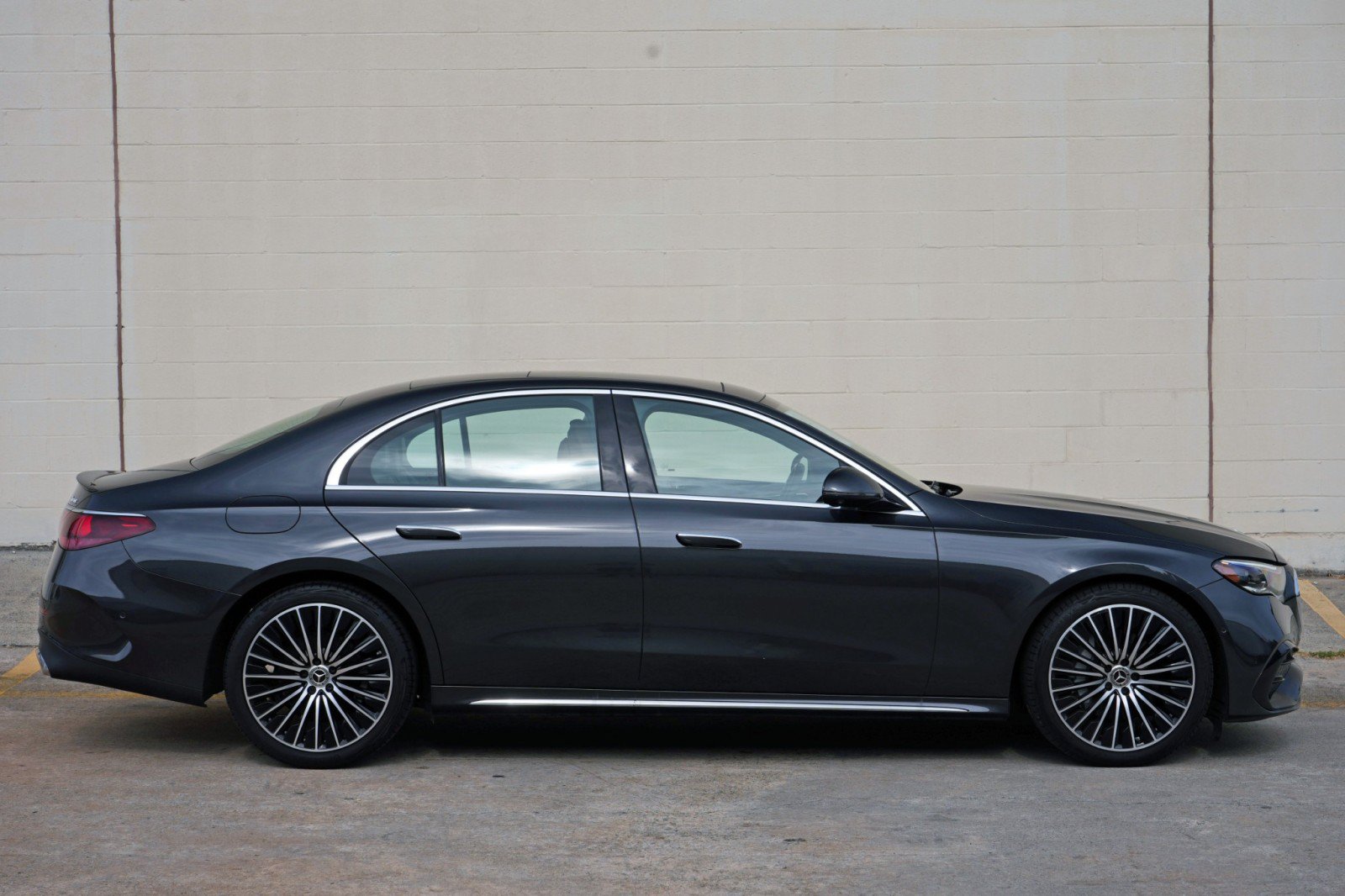 Used 2025 Mercedes-Benz E 350 4MATIC Sedan w/ Multicontour Seating Package image 62
