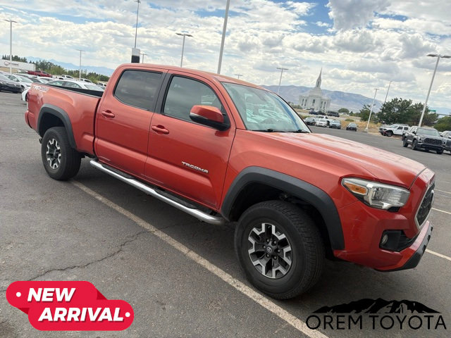 Used 2018 Toyota Tacoma TRD Off-Road w/ Technology Package AWD/4WD image 6