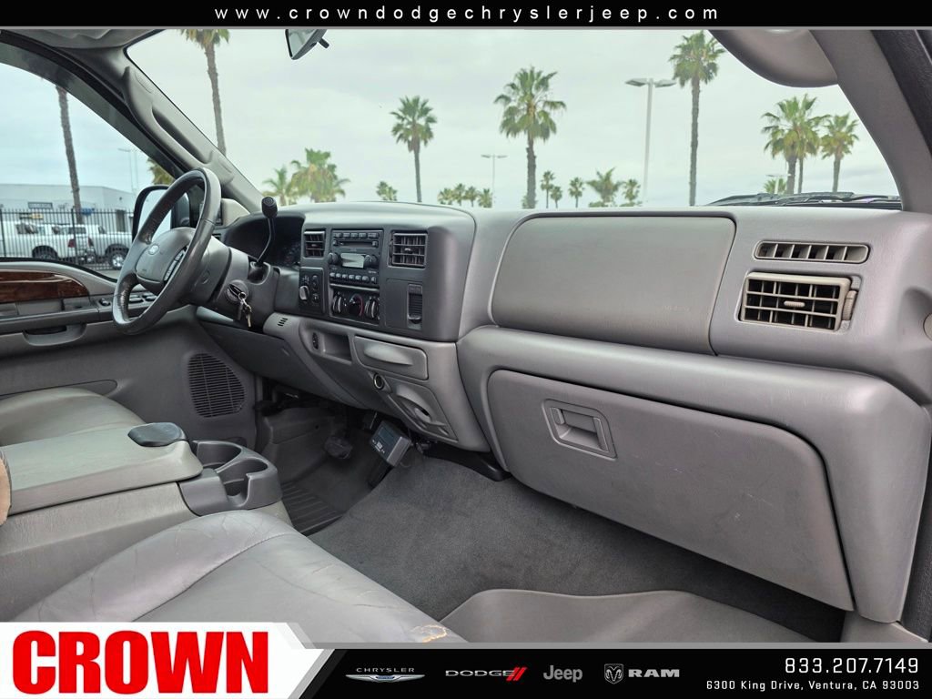 Used 2004 Ford F350 Lariat AWD/4WD image 19