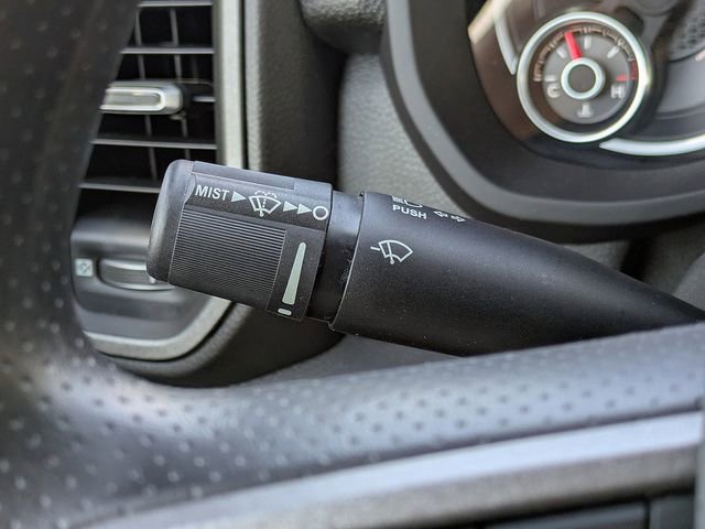 Used 2024 RAM 2500 Tradesman w/ Chrome Appearance Group image 29