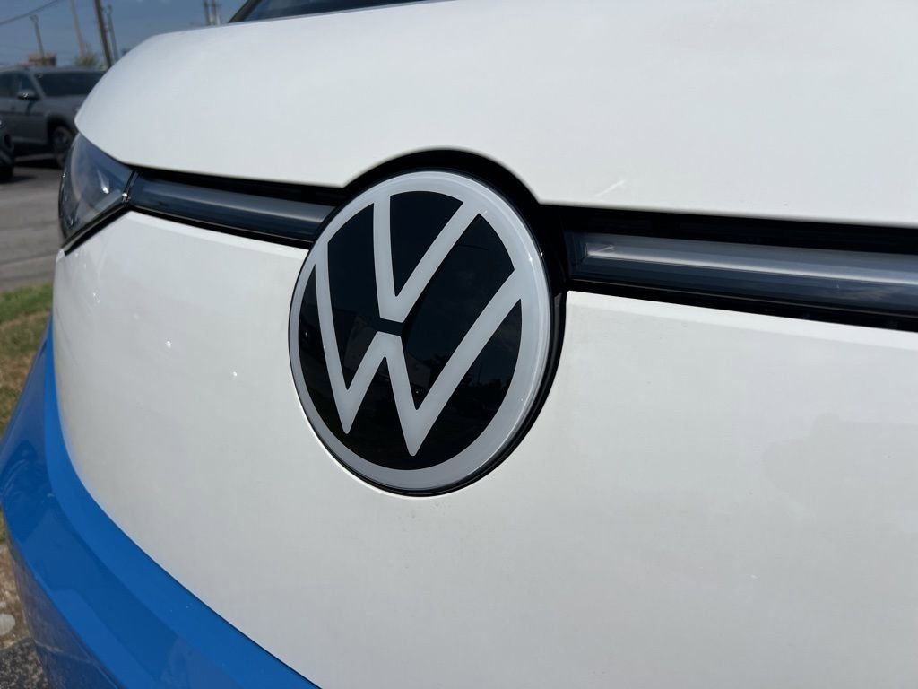 New 2025 Volkswagen ID. Buzz Pro S Plus image 10
