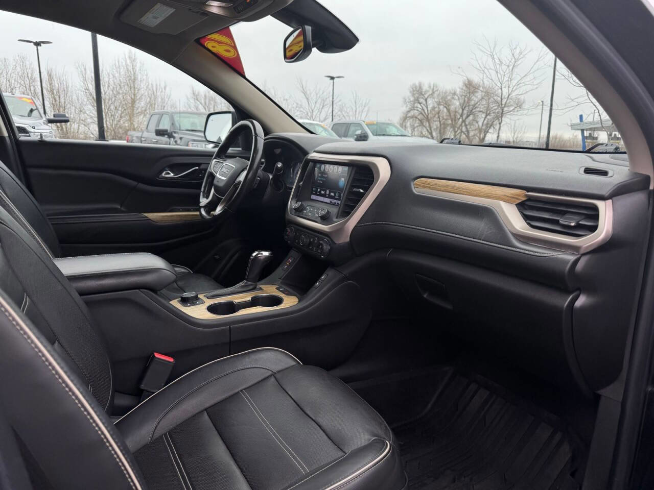 Used 2018 GMC Acadia Denali image 40