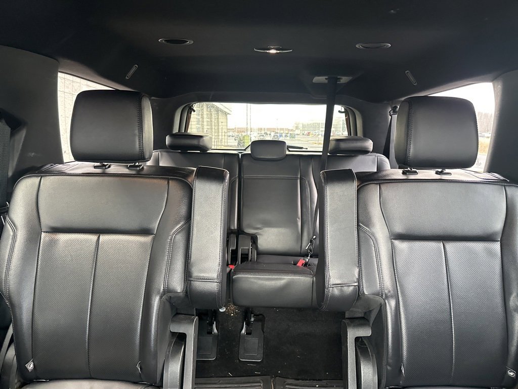 Used 2021 Ford Expedition Max XLT image 15