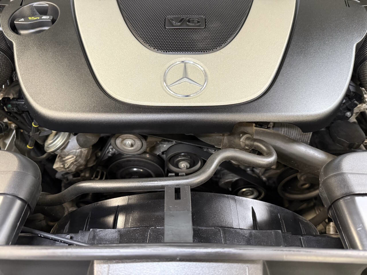 Used 2011 Mercedes-Benz E 350 Sedan image 52