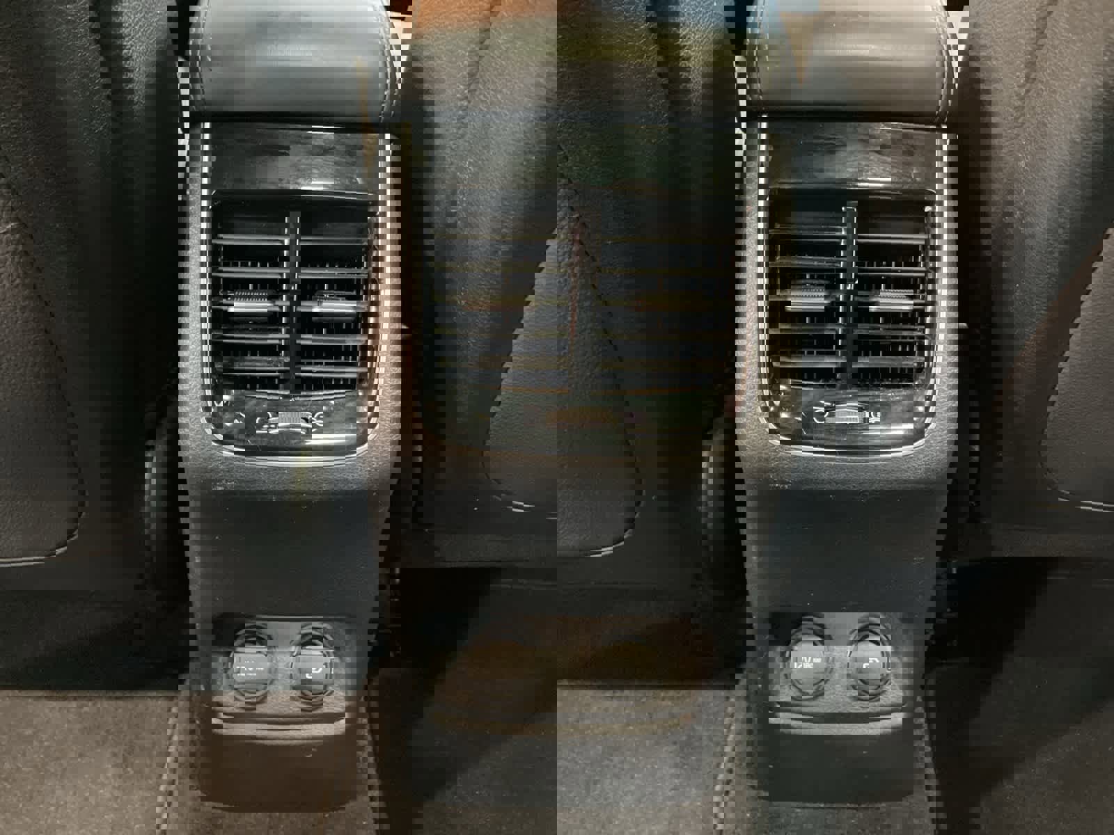 Used 2017 Kia Cadenza Premium w/ Luxury Package image 26