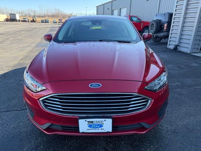 Used 2020 Ford Fusion SE image 2