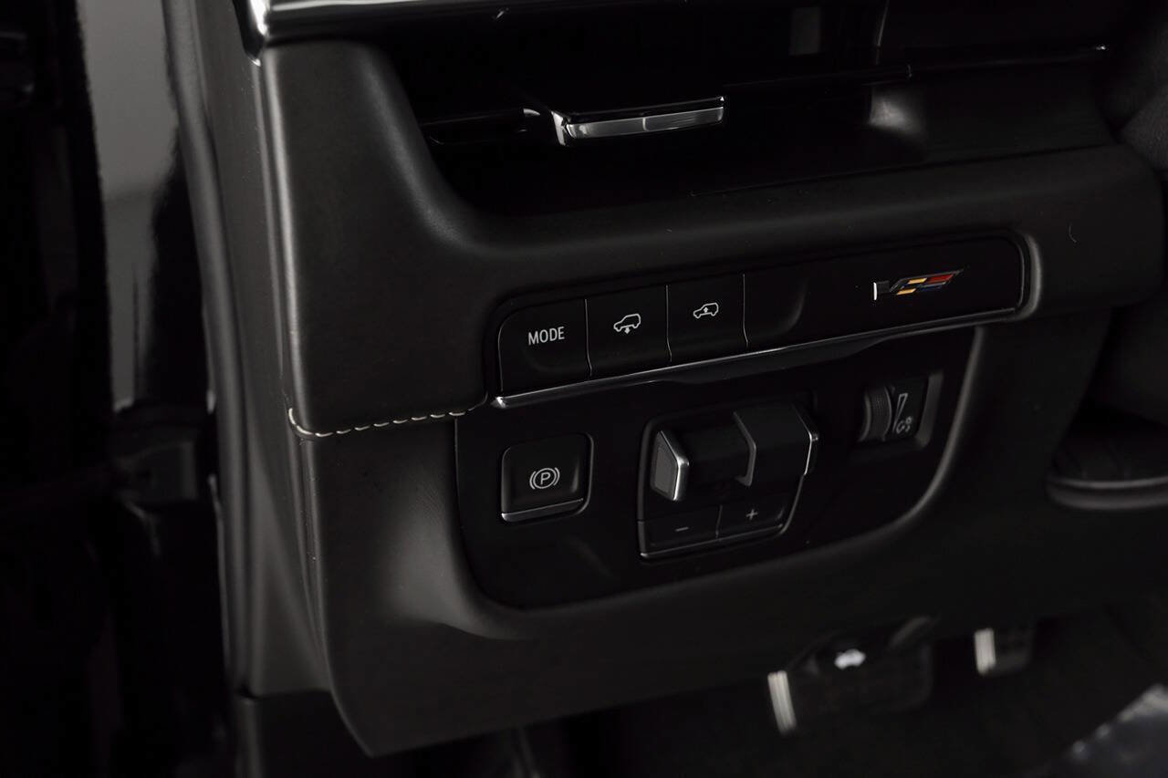 Used 2023 Cadillac Escalade V image 37