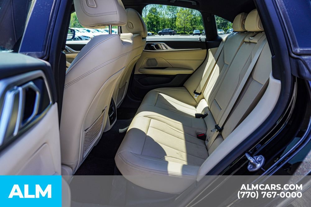 Used 2022 BMW i4 eDrive40 image 21