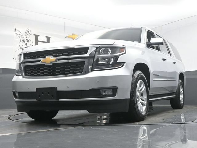 Used 2019 Chevrolet Suburban LT AWD/4WD image 4