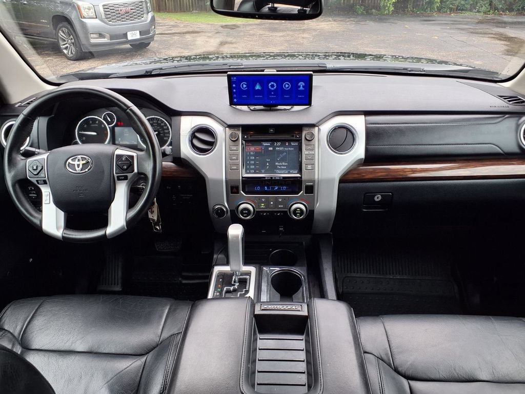 Used 2017 Toyota Tundra Limited w/ Limited Premium Package AWD/4WD image 3