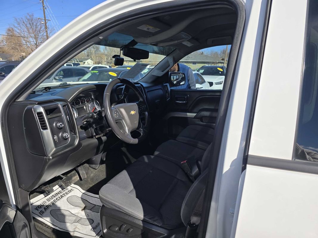 Used 2018 Chevrolet Silverado 1500 LT w/ Texas Edition image 27