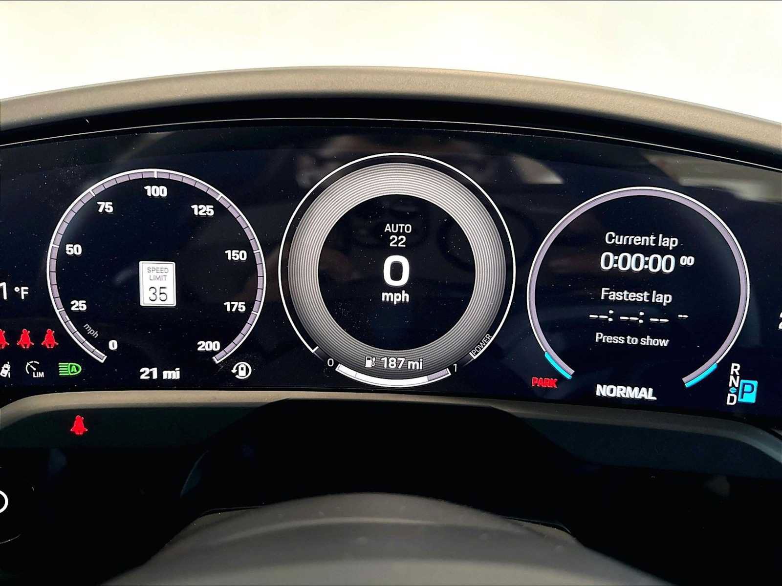New 2026 Porsche Taycan AWD/4WD image 17