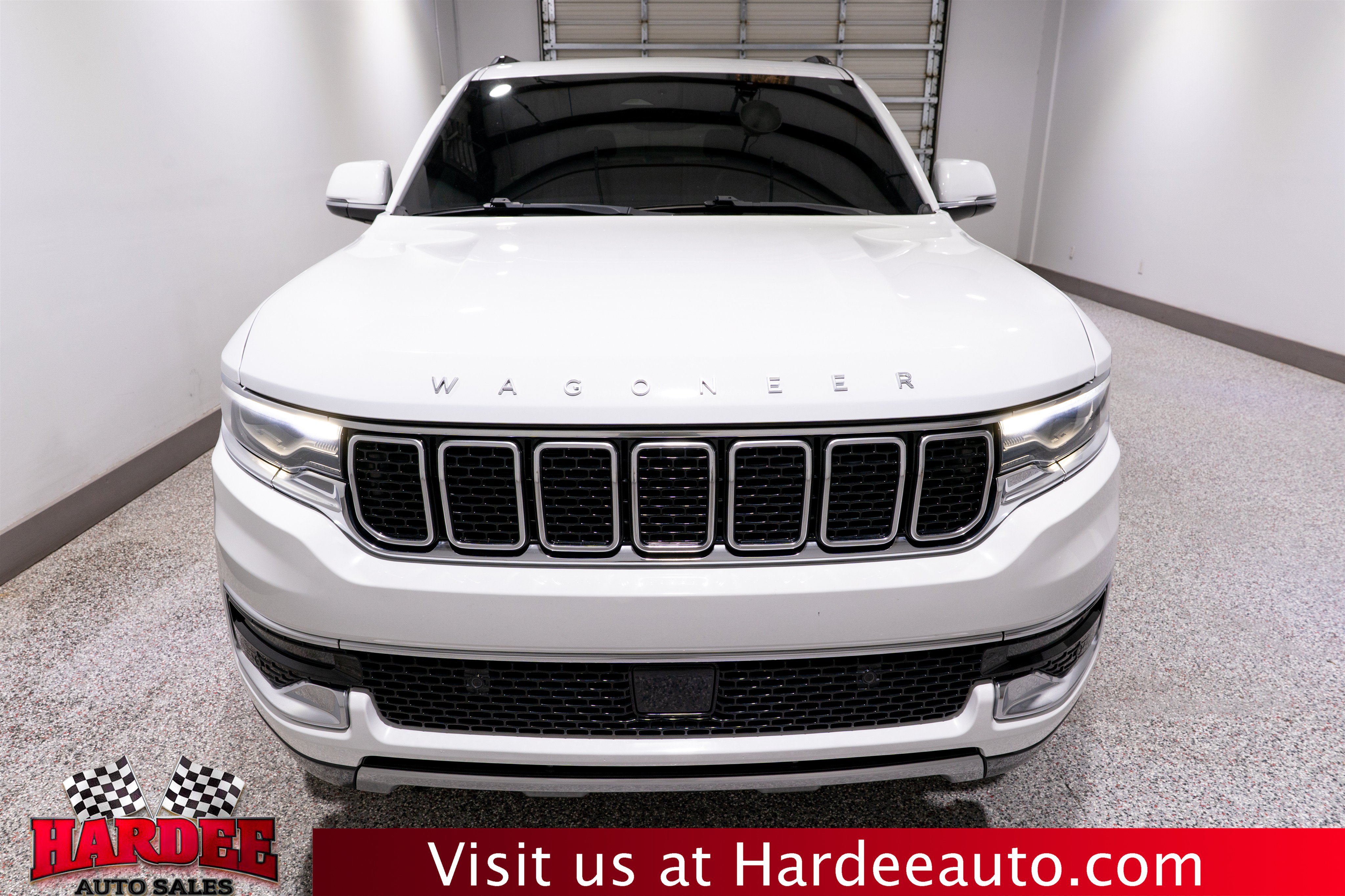 Used 2022 Jeep Wagoneer Series II w/ Premium Group I AWD/4WD image 7
