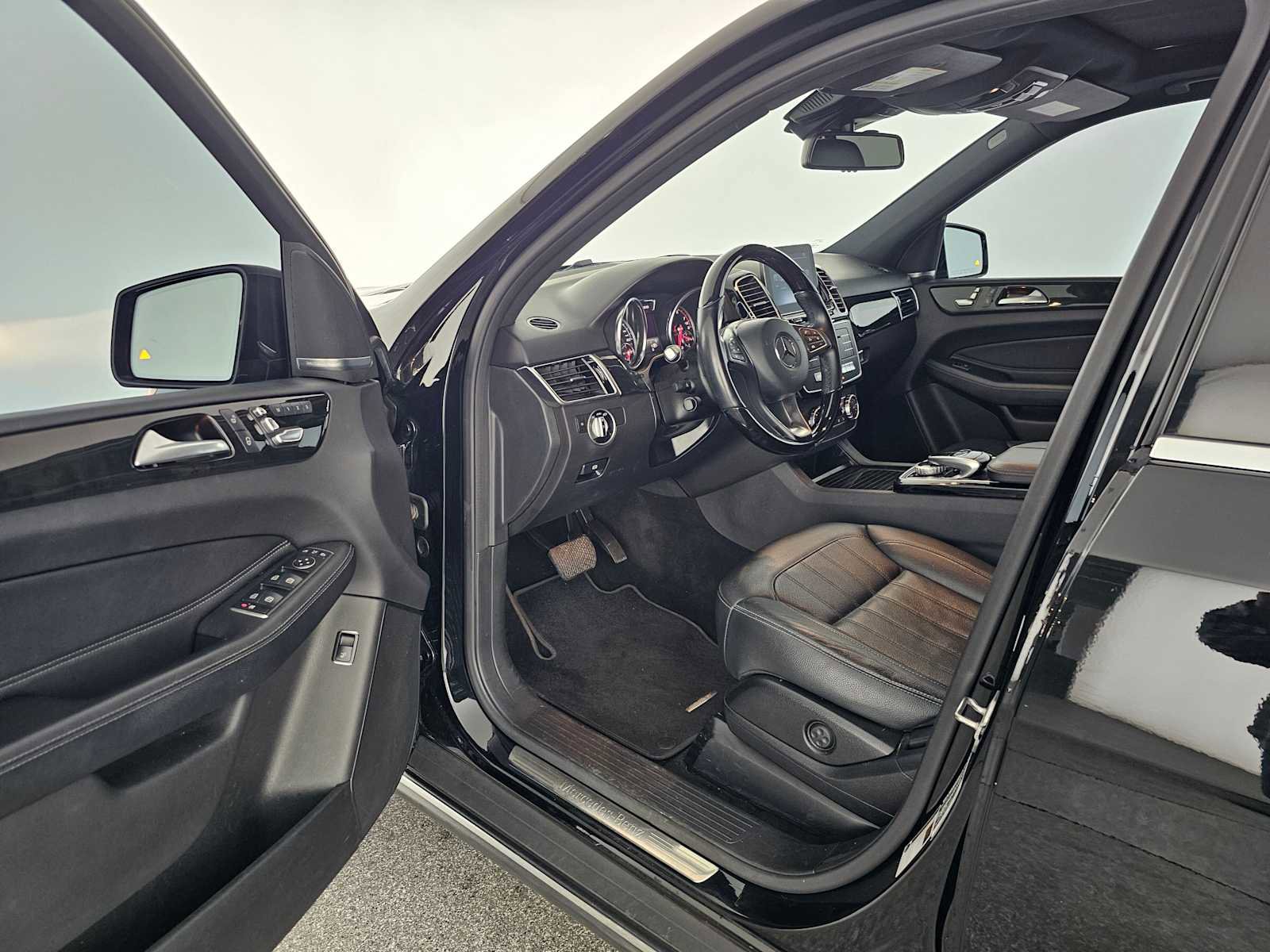 Used 2018 Mercedes-Benz GLE 350 image 19