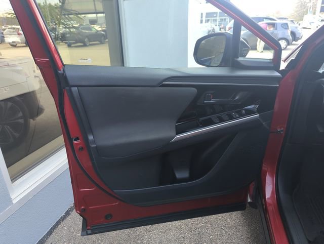 Used 2023 Subaru Solterra AWD image 14