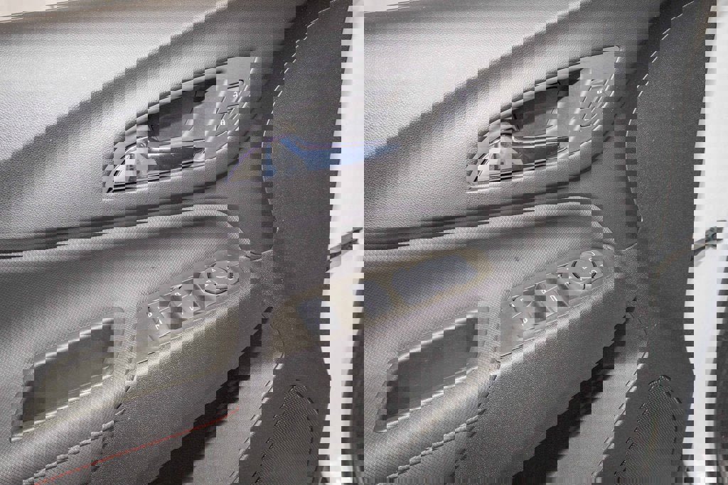 Certified 2022 Chevrolet Equinox RS w/ RS Leather Package image 11