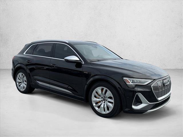 Used 2022 Audi e-tron S Prestige AWD/4WD image 3