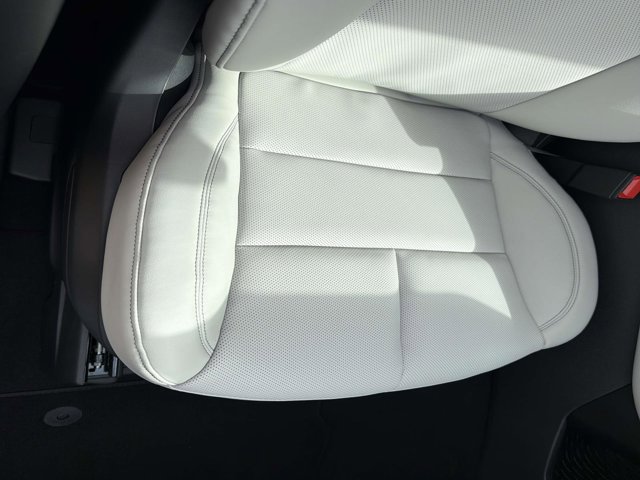 New 2026 Lincoln Aviator 2WD w/ Jet Appearance Package image 17
