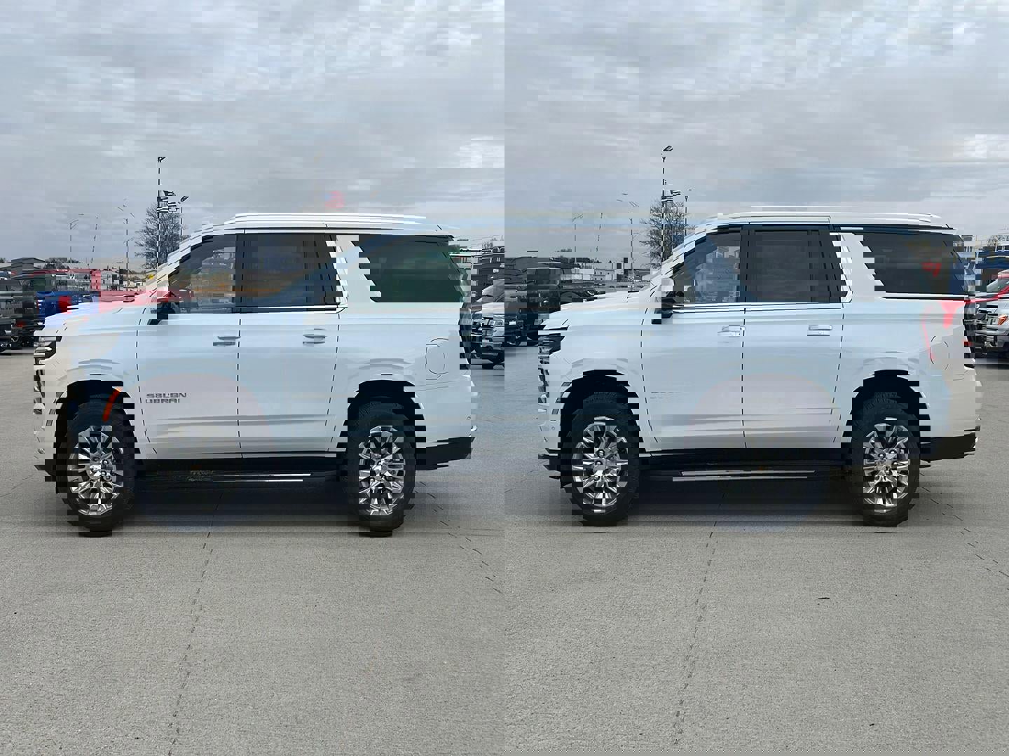 New 2026 Chevrolet Suburban Premier image 1