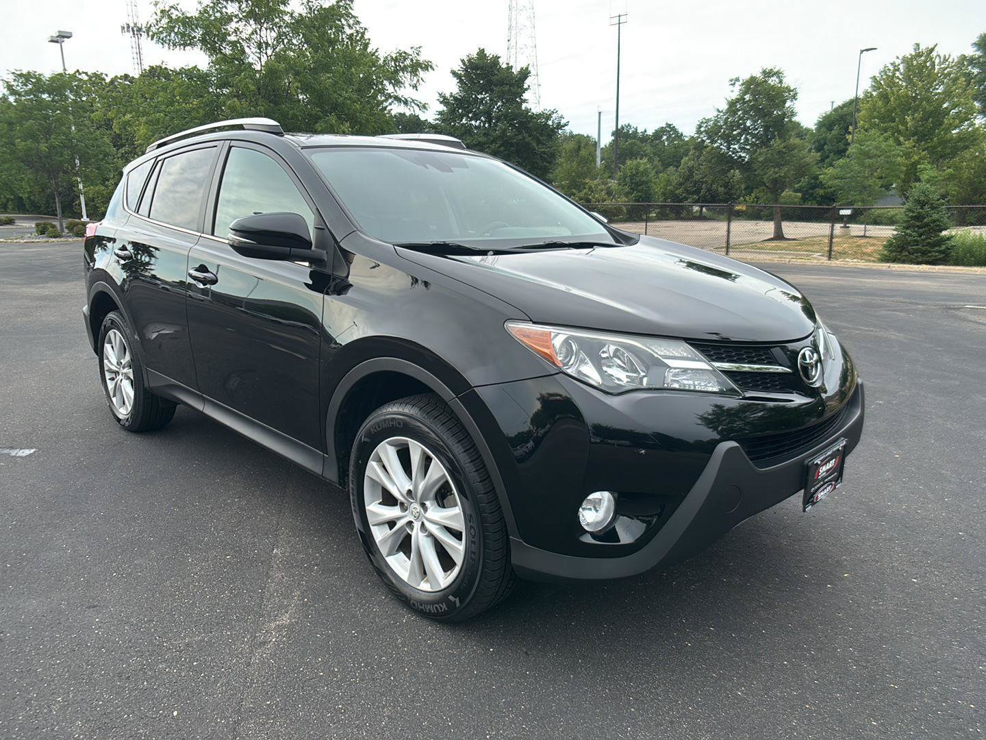 Used 2015 Toyota RAV4 Limited w/ Technology Package AWD/4WD image 9