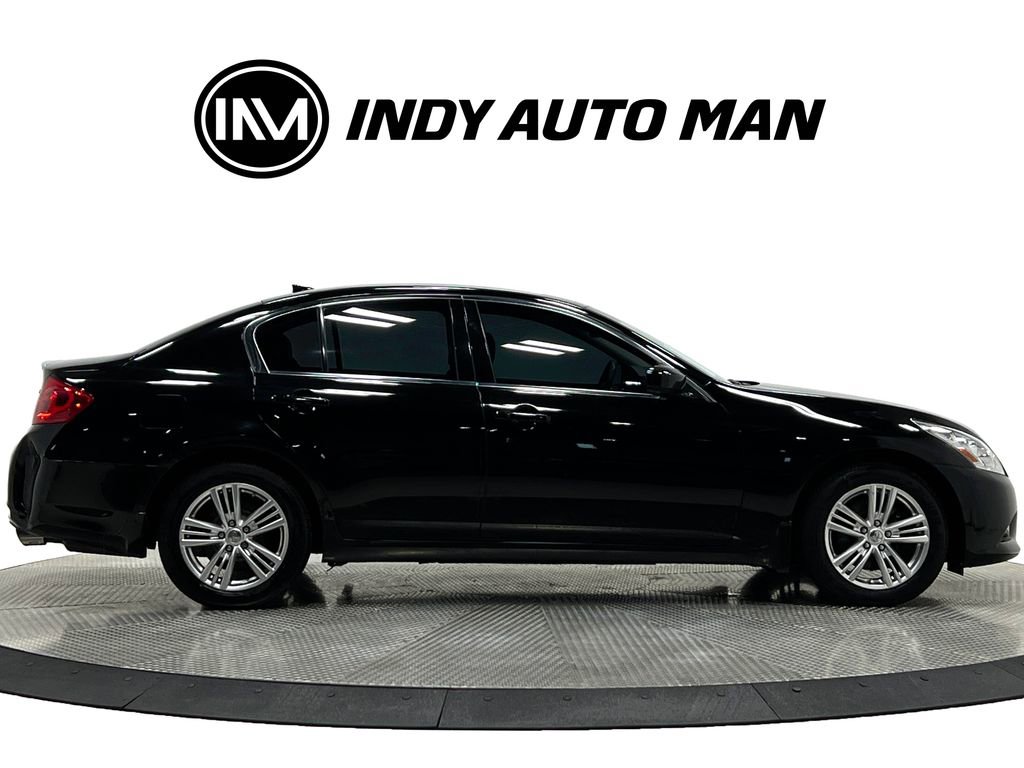 Used 2011 INFINITI G37 x w/ Premium Pkg image 3