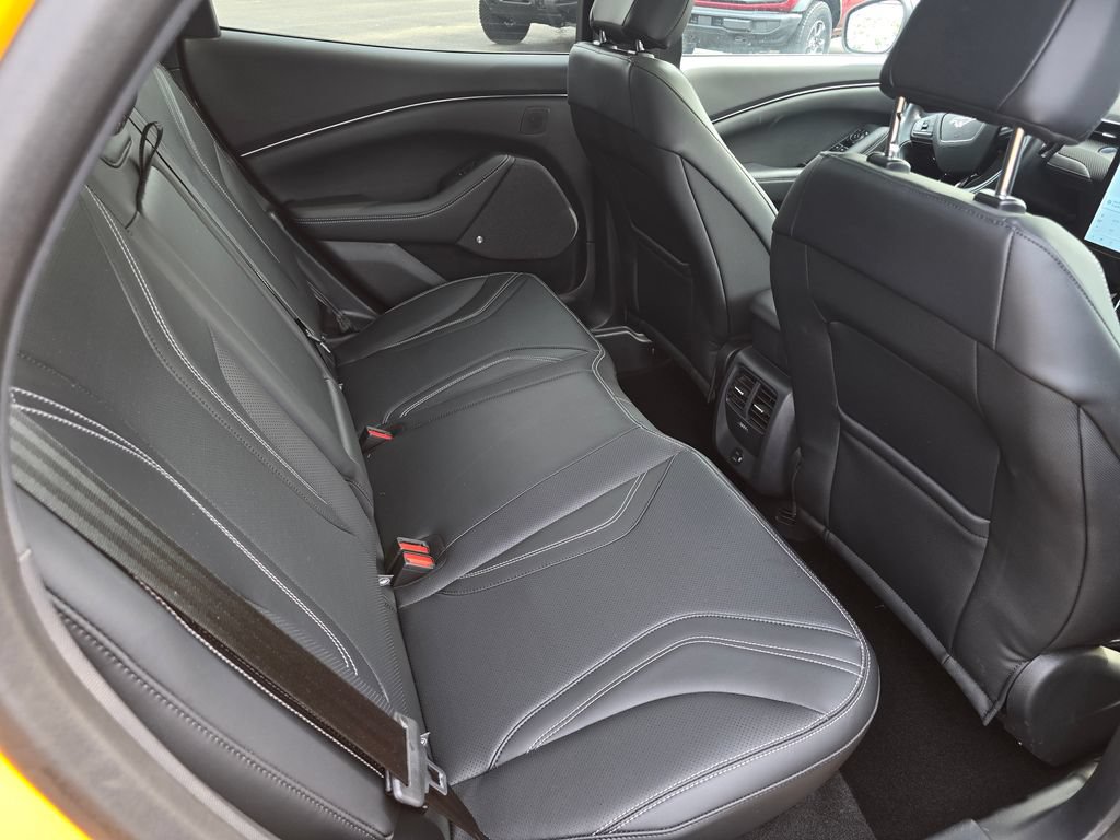 Certified 2022 Ford Mustang Mach-E Premium AWD/4WD image 11