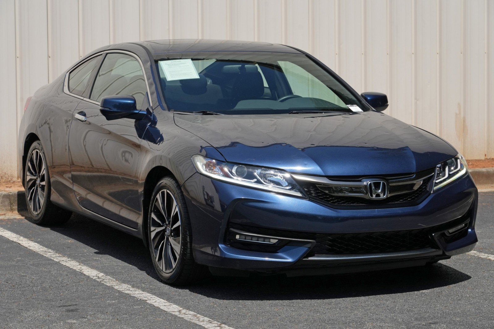 Used 2017 Honda Accord EX image 43