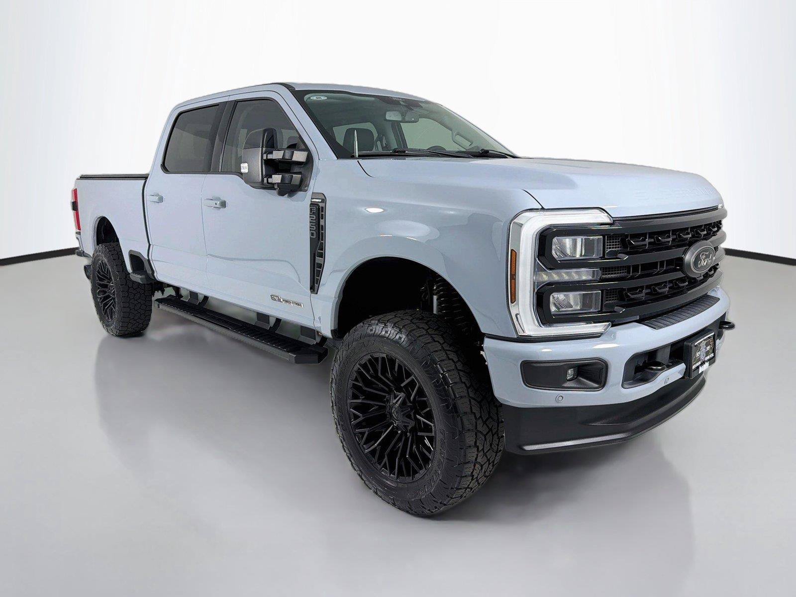 Used 2024 Ford F250 Lariat w/ Lariat Ultimate Package AWD/4WD image 29
