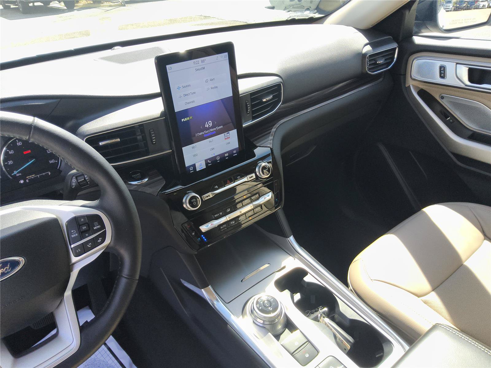 Certified 2023 Ford Explorer Limited w/ Limited Technology Package RWD image 17