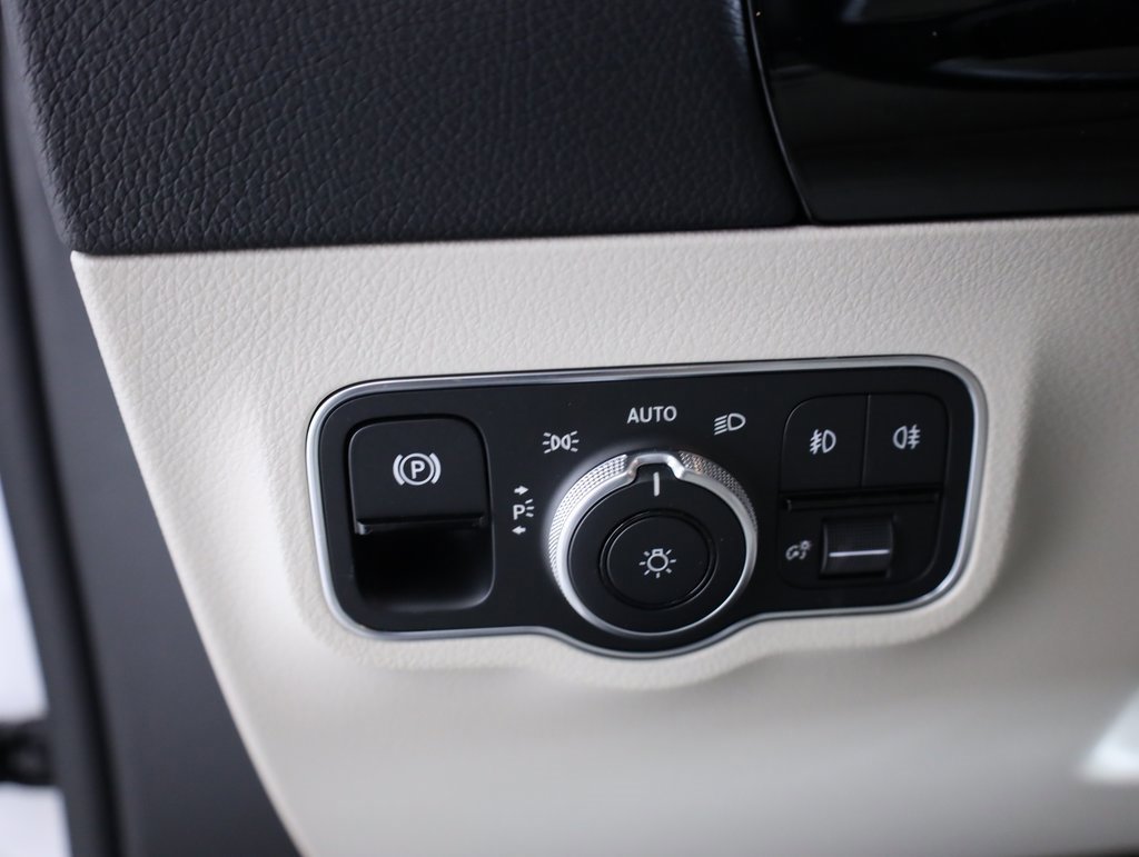 Certified 2026 Mercedes-Benz GLA 250 4MATIC image 18