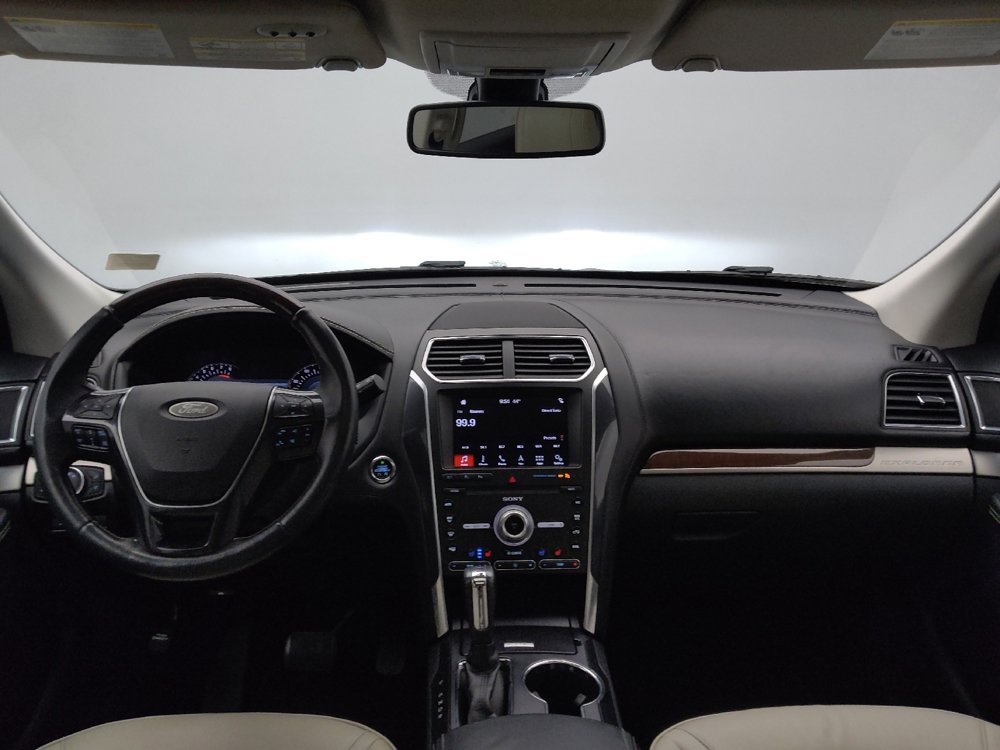 Used 2019 Ford Explorer Platinum image 22