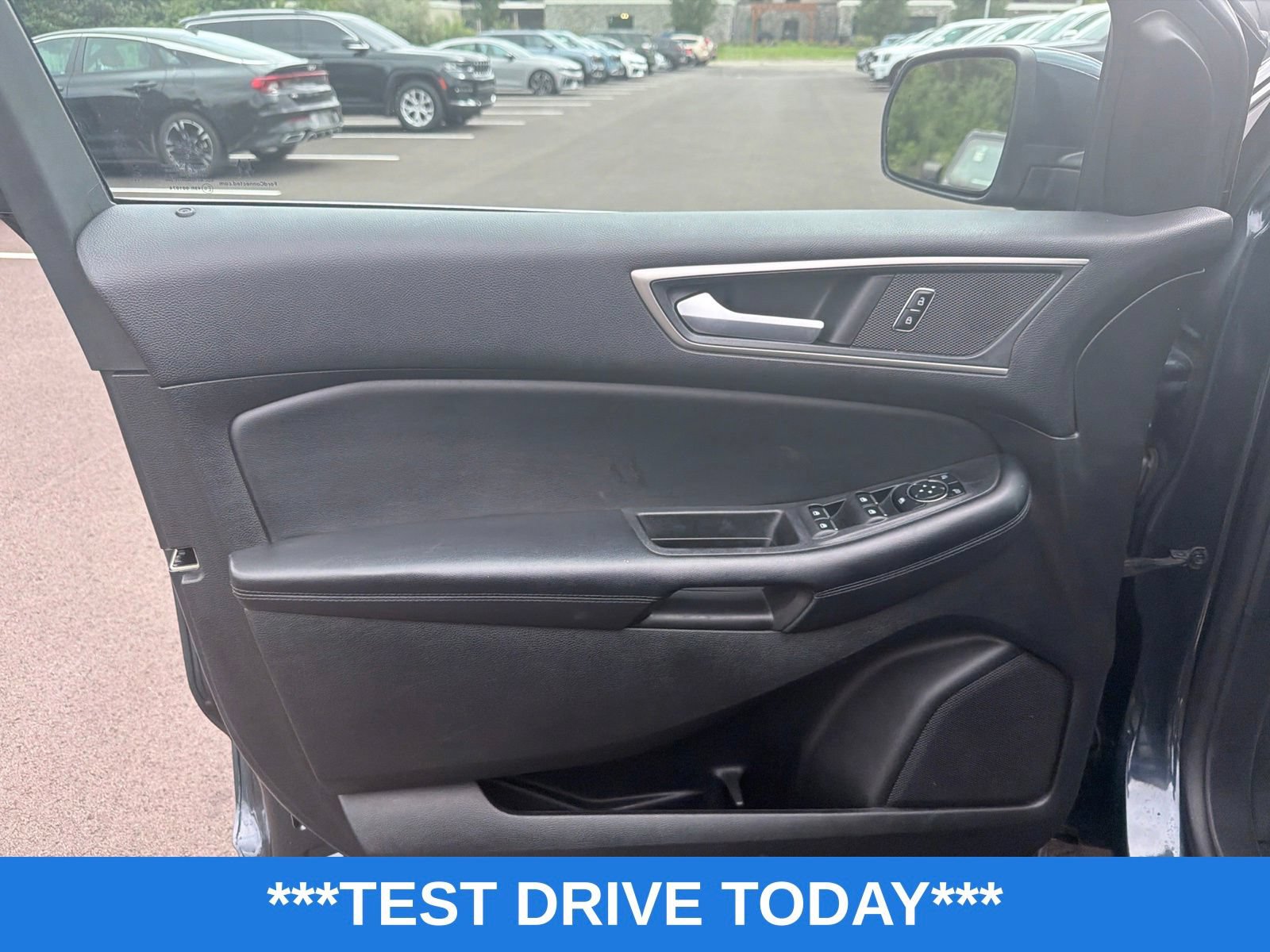 Used 2023 Ford Edge SEL w/ Convenience Package AWD/4WD image 12