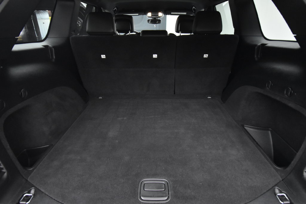 Used 2020 Jeep Grand Cherokee Altitude AWD/4WD image 24
