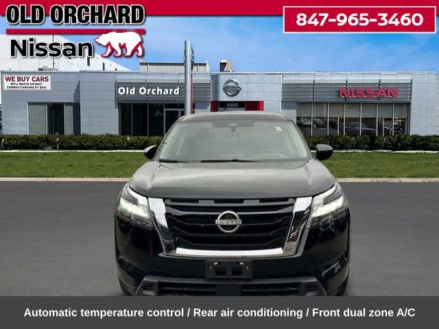 Used 2024 Nissan Pathfinder S AWD/4WD image 2