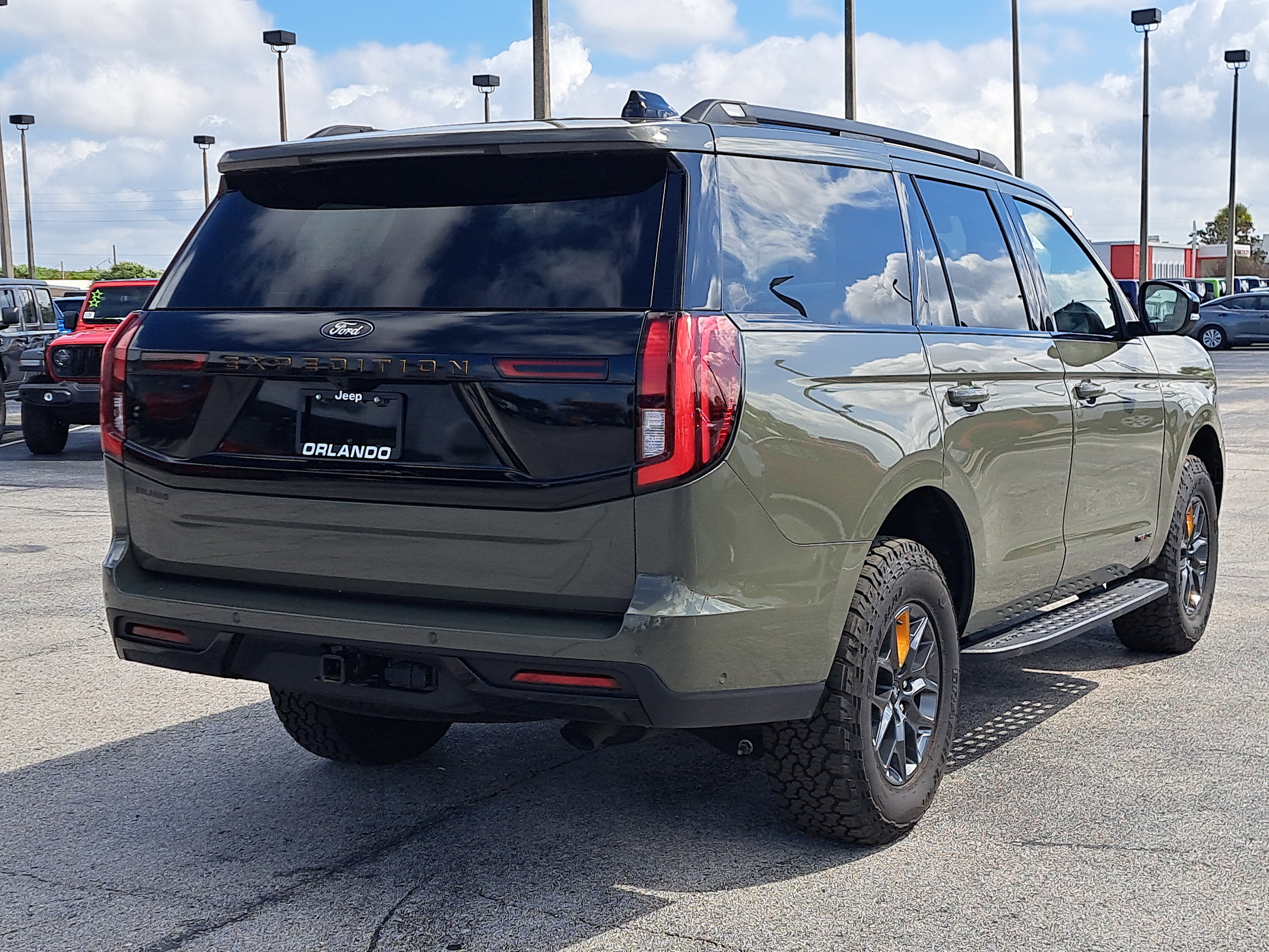 Used 2025 Ford Expedition Tremor image 7