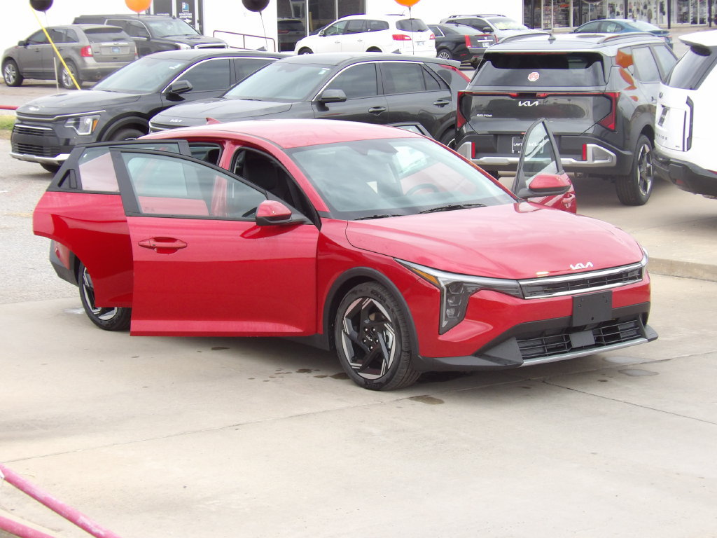 New 2026 Kia K4 EX FWD image 24