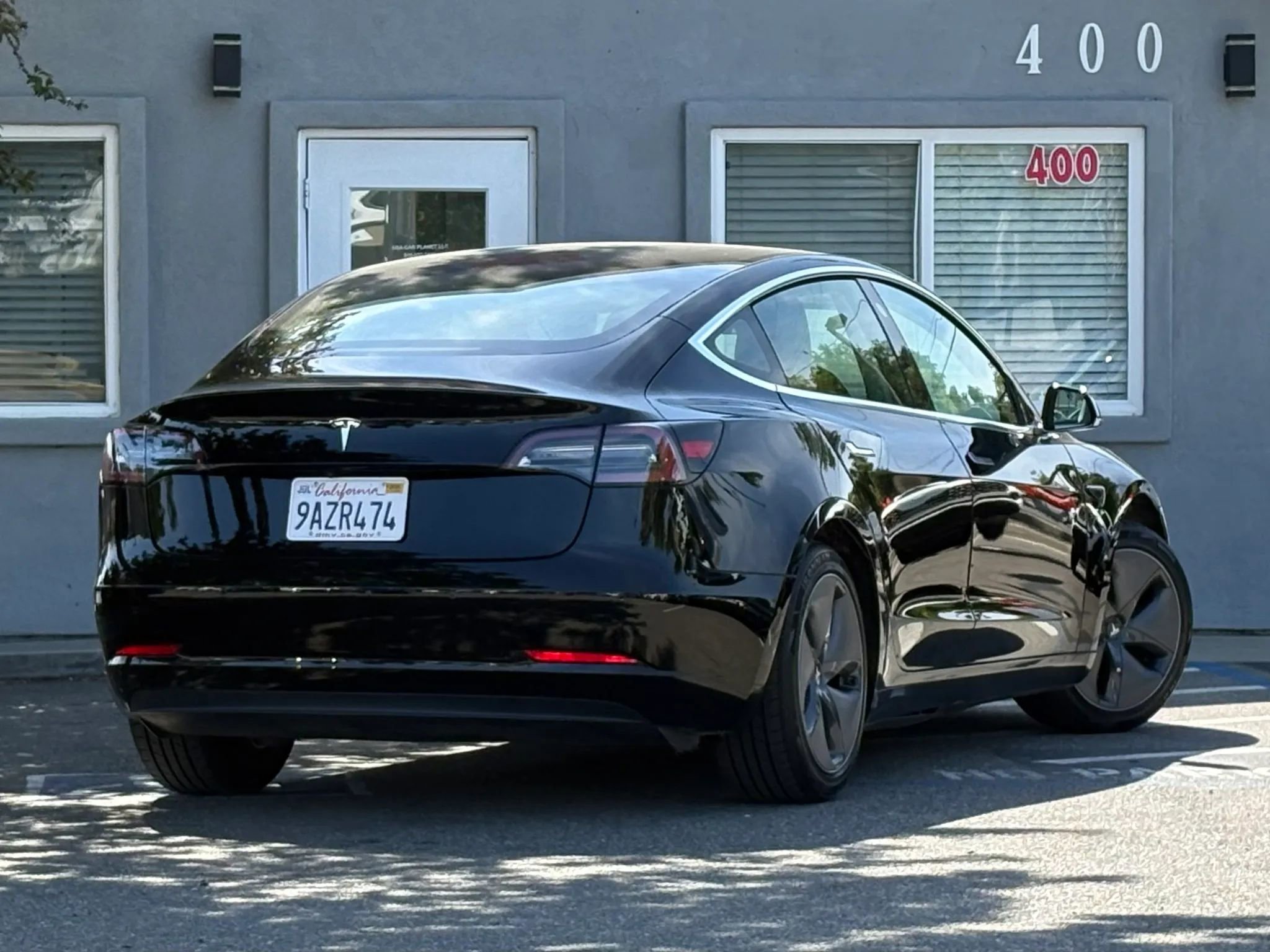 Used 2019 Tesla Model 3 Mid Range RWD image 5