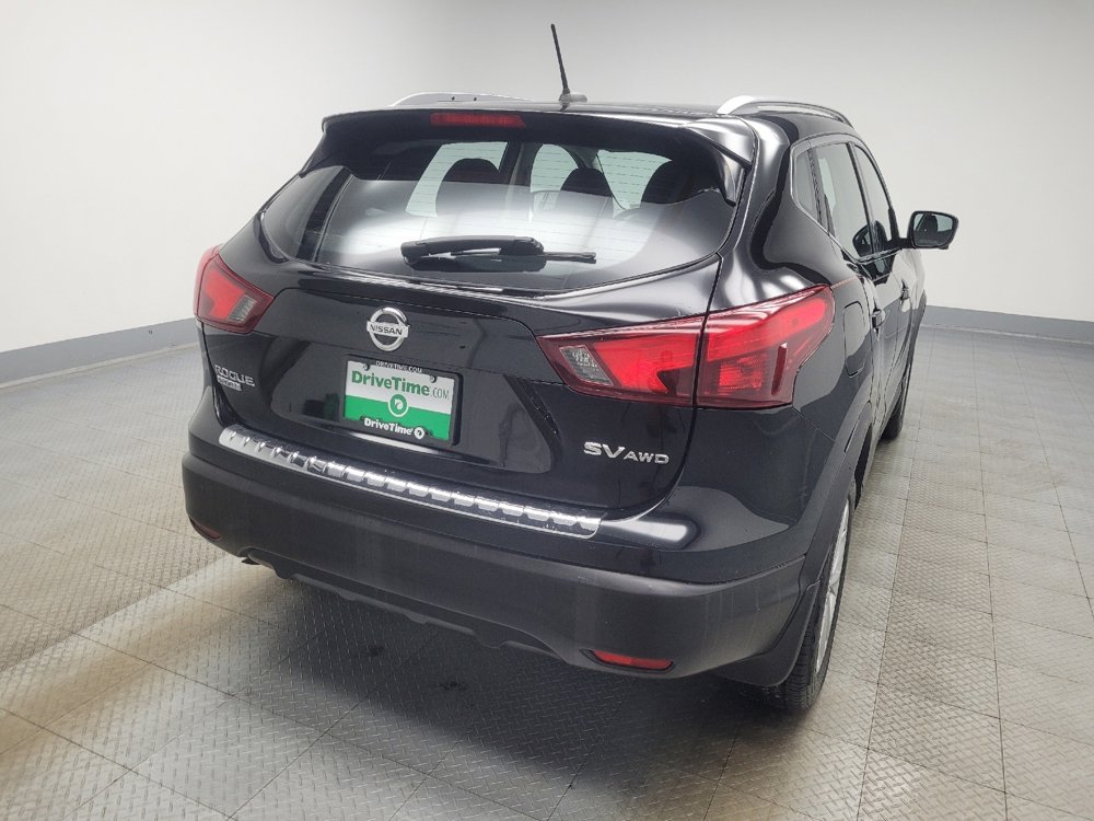 Used 2017 Nissan Rogue Sport SV w/ SV Premium Package image 7