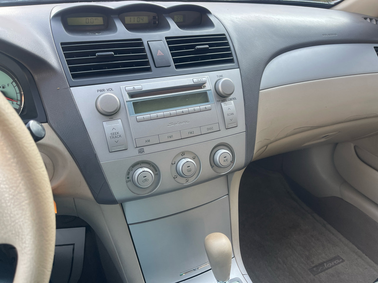 Used 2004 Toyota Solara Coupe image 20