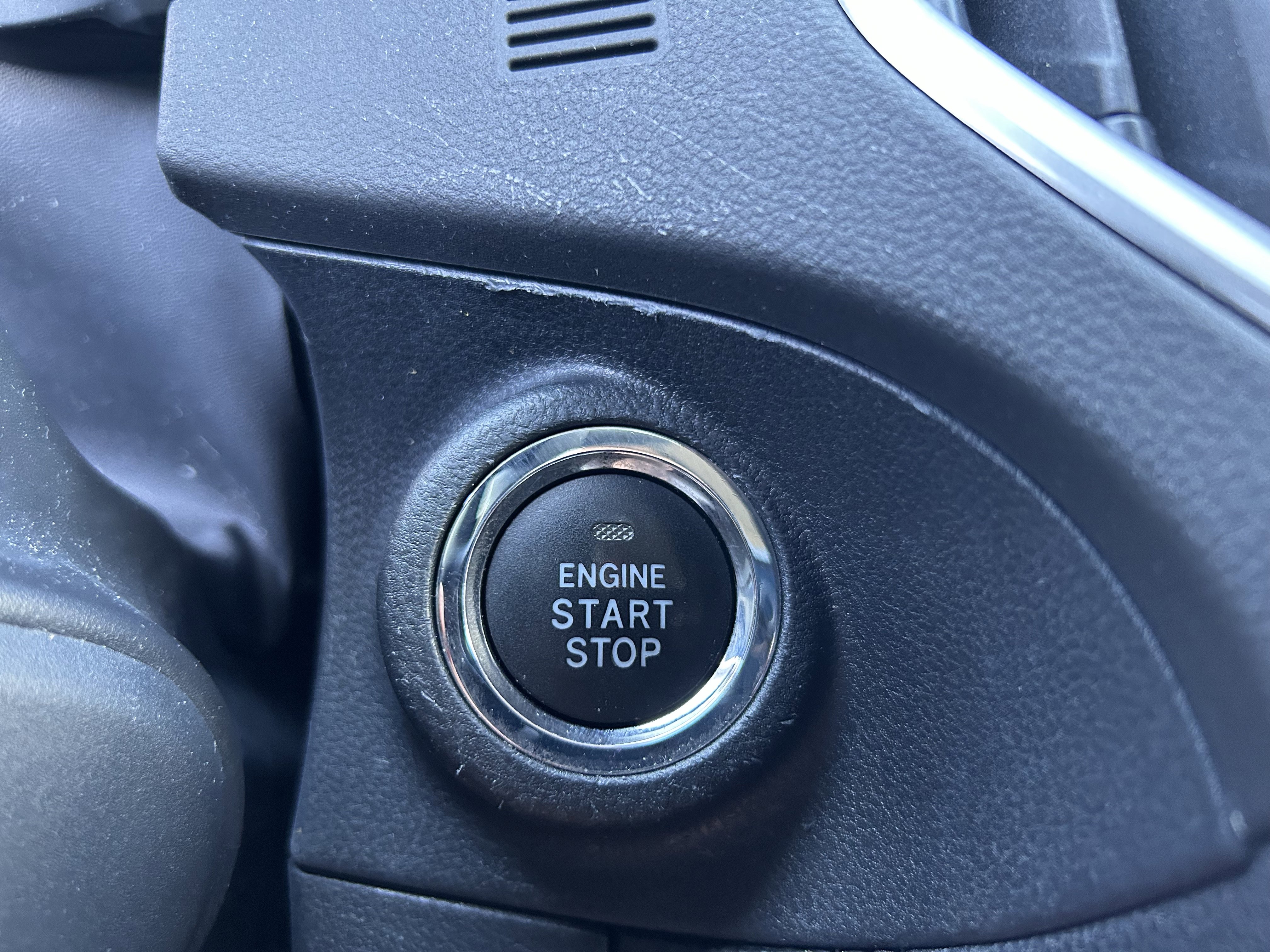 Certified 2023 Subaru Forester Limited AWD/4WD image 17