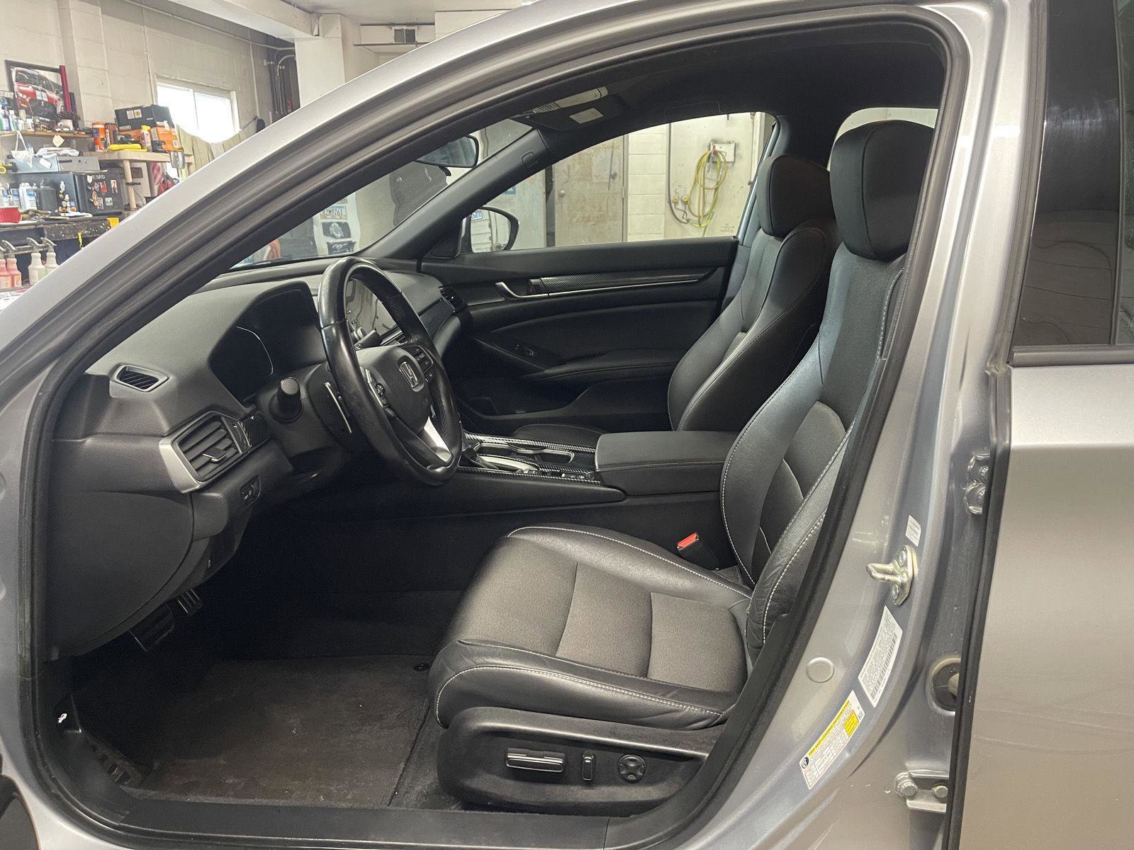 Used 2020 Honda Accord Sport image 10