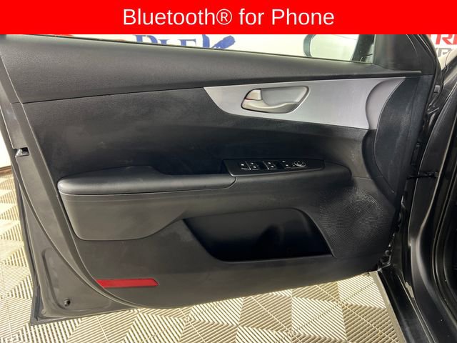 Used 2024 Kia Forte LXS image 11