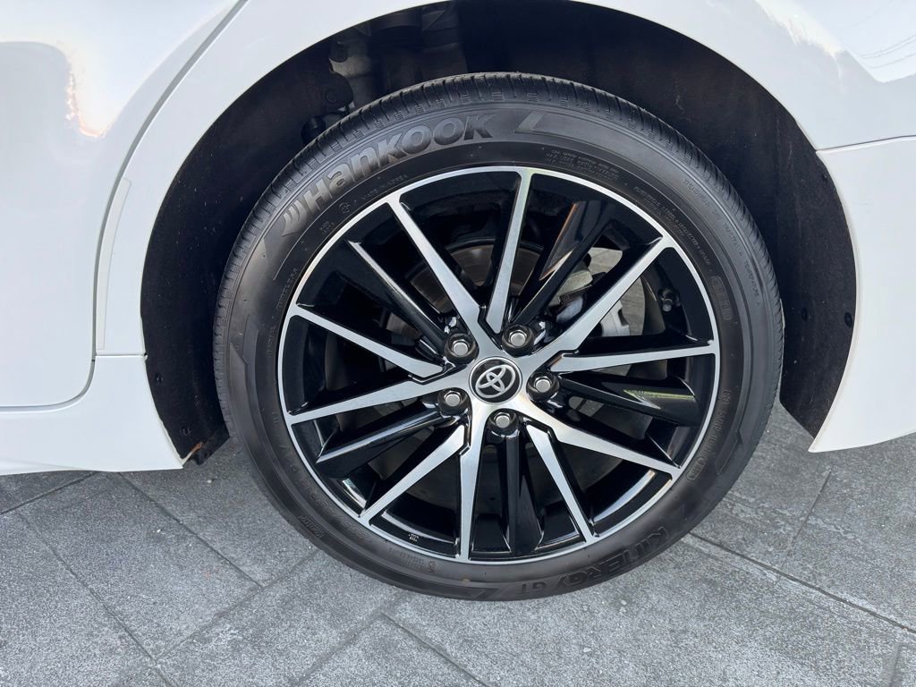 Used 2023 Toyota Camry SE FWD image 4