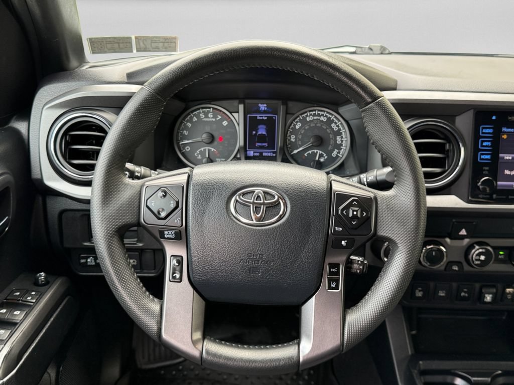 Used 2019 Toyota Tacoma TRD Off-Road w/ Technology Package AWD/4WD image 12
