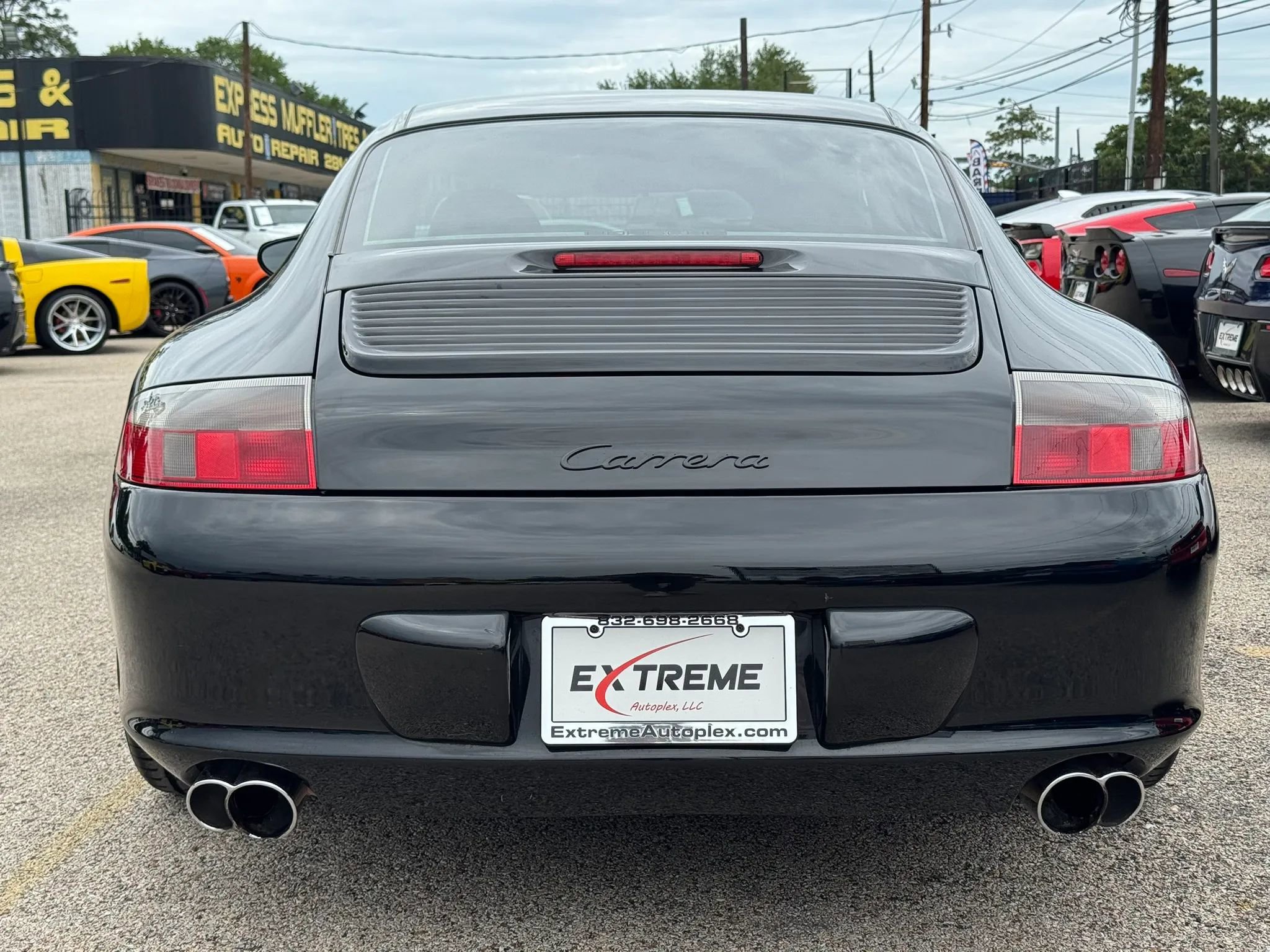 Used 2003 Porsche 911 Carrera RWD image 5