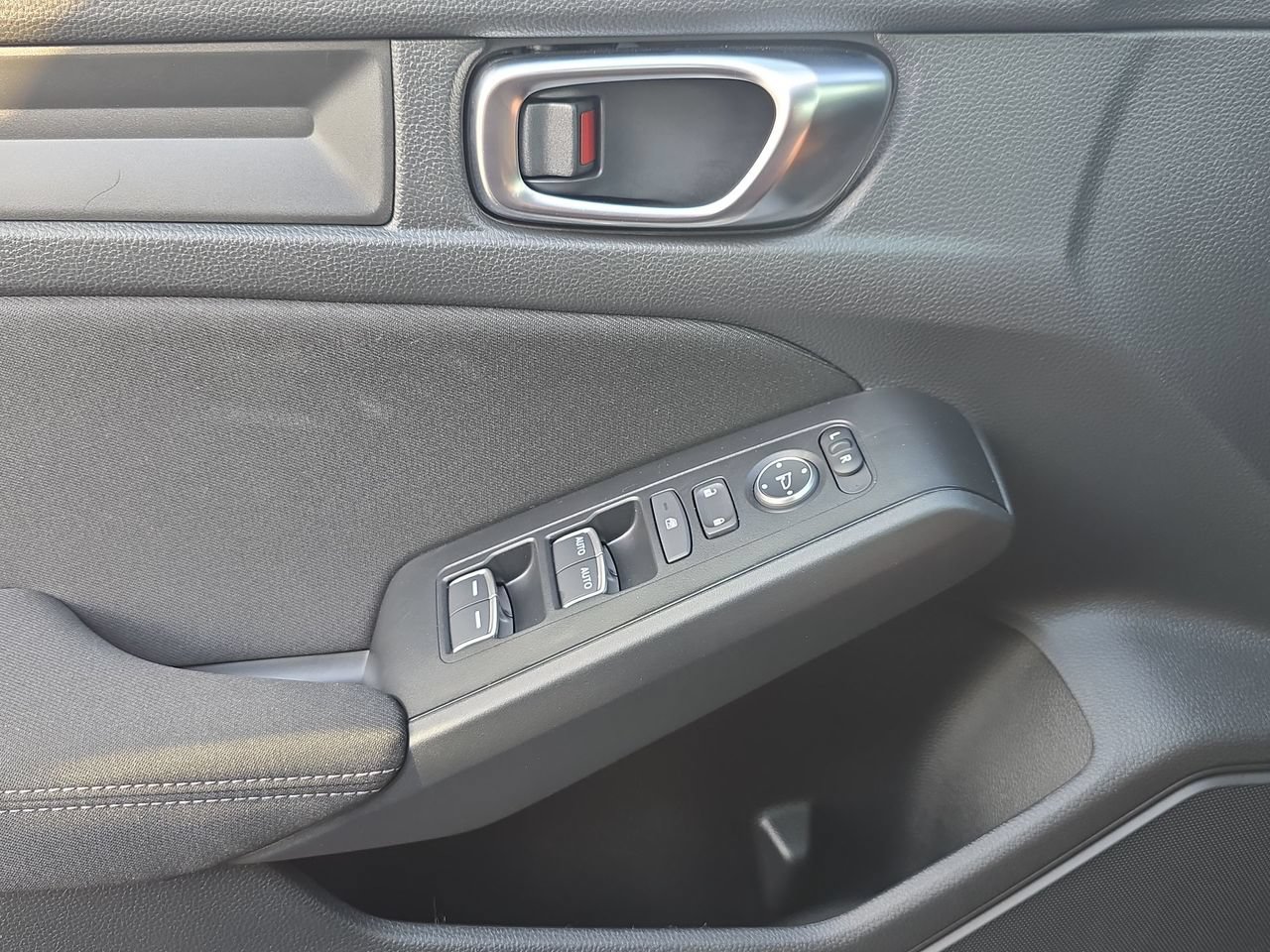 Used 2025 Honda Civic Sport image 22