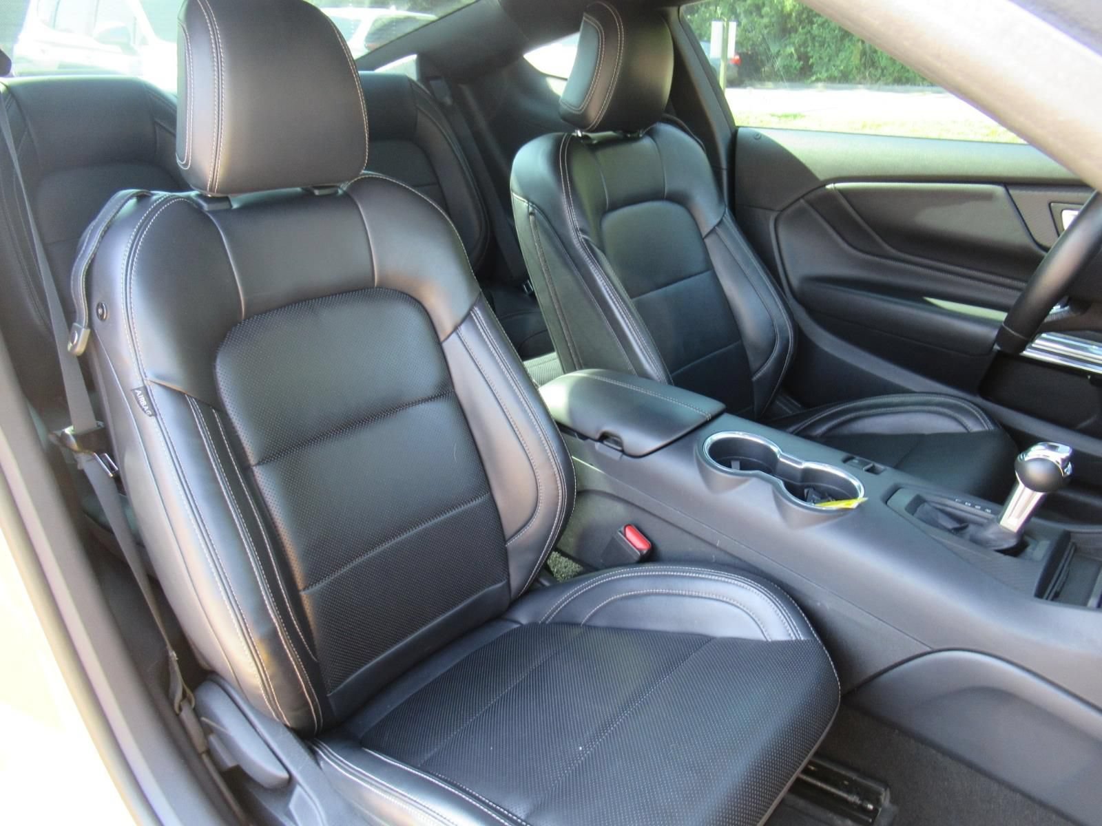 Used 2024 Ford Mustang Premium RWD image 9